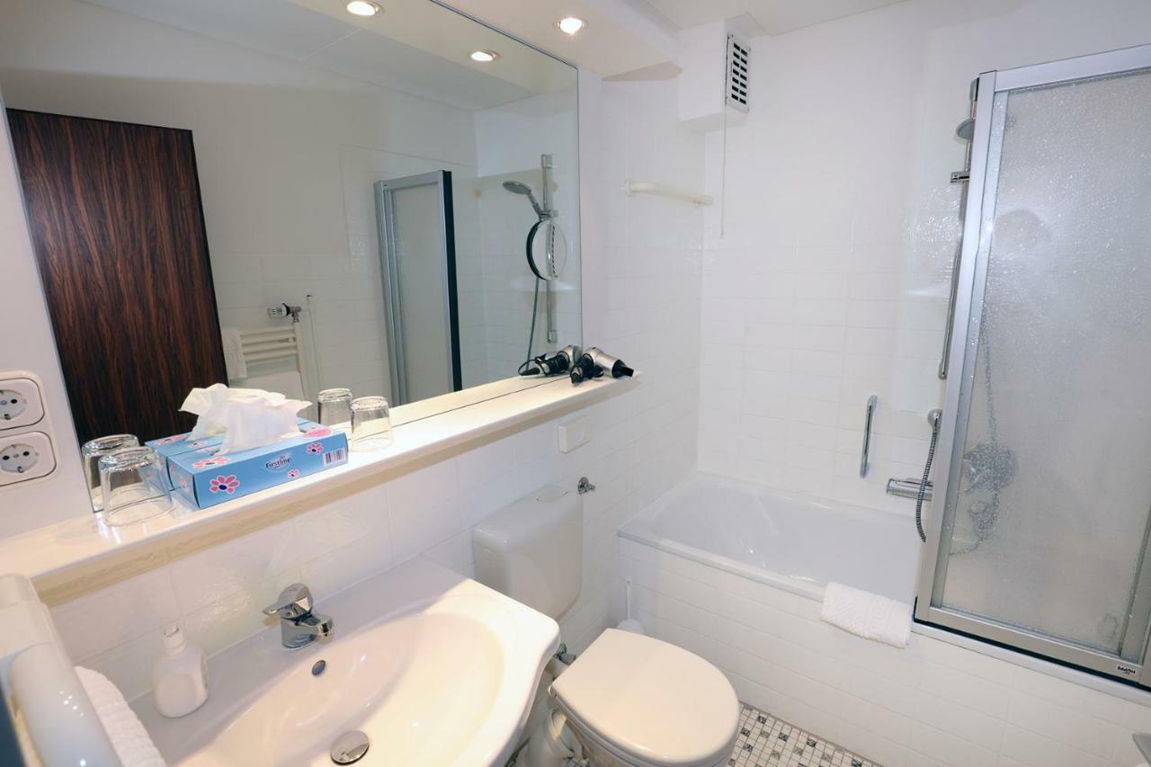 Hotel Kroeger Ennigerloh Екстер'єр фото